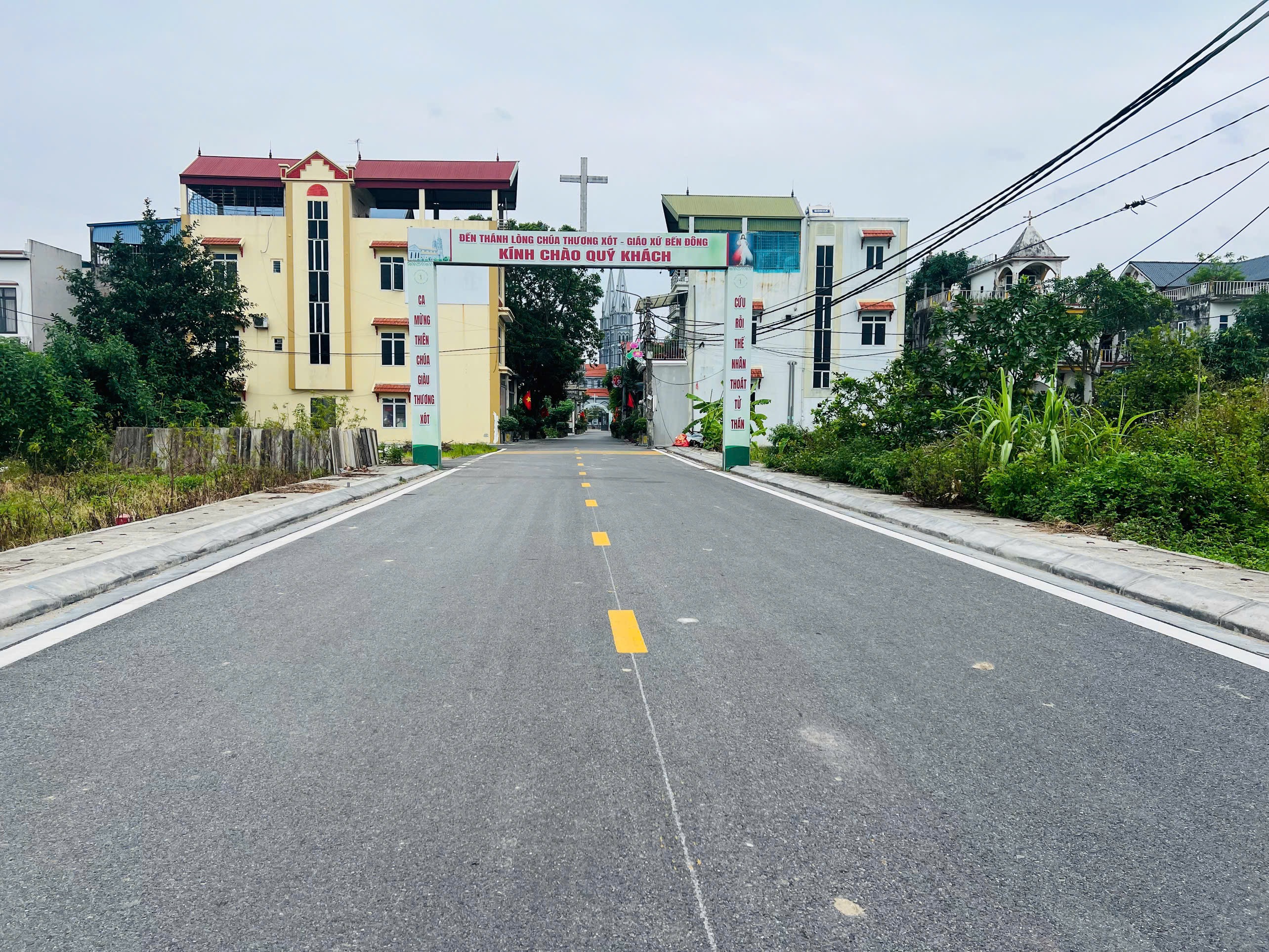 Cần bán nhanh lô đất Đấu Giá Đại Bằng- Nguyên Khê, ĐA: 90m2, SHCC, giá 8x tr/m2