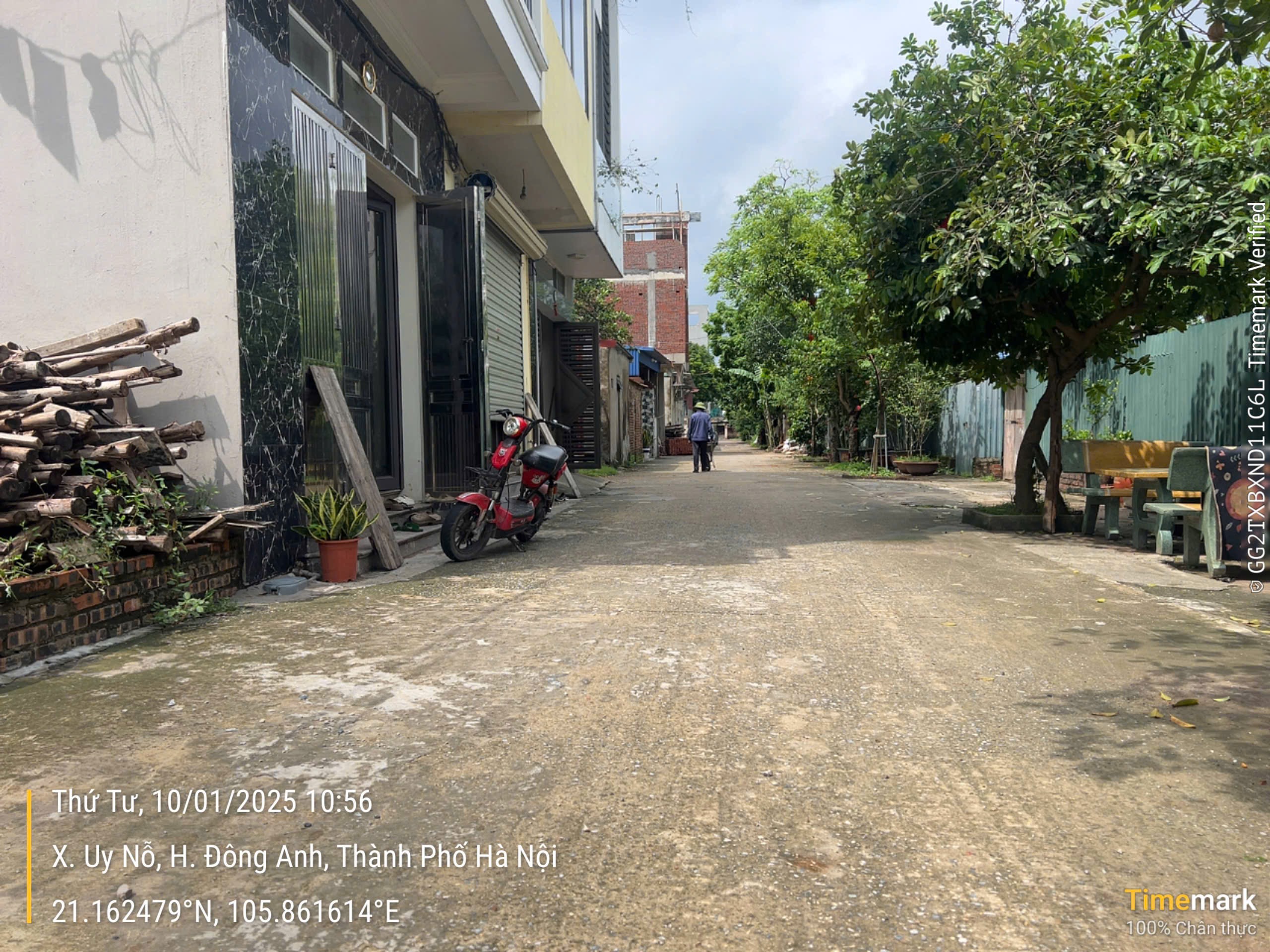 Hoa hậu bìa làng Kính Nỗ, Uy Nỗ, Đông Anh: 46,5m2-SH sẵn GD