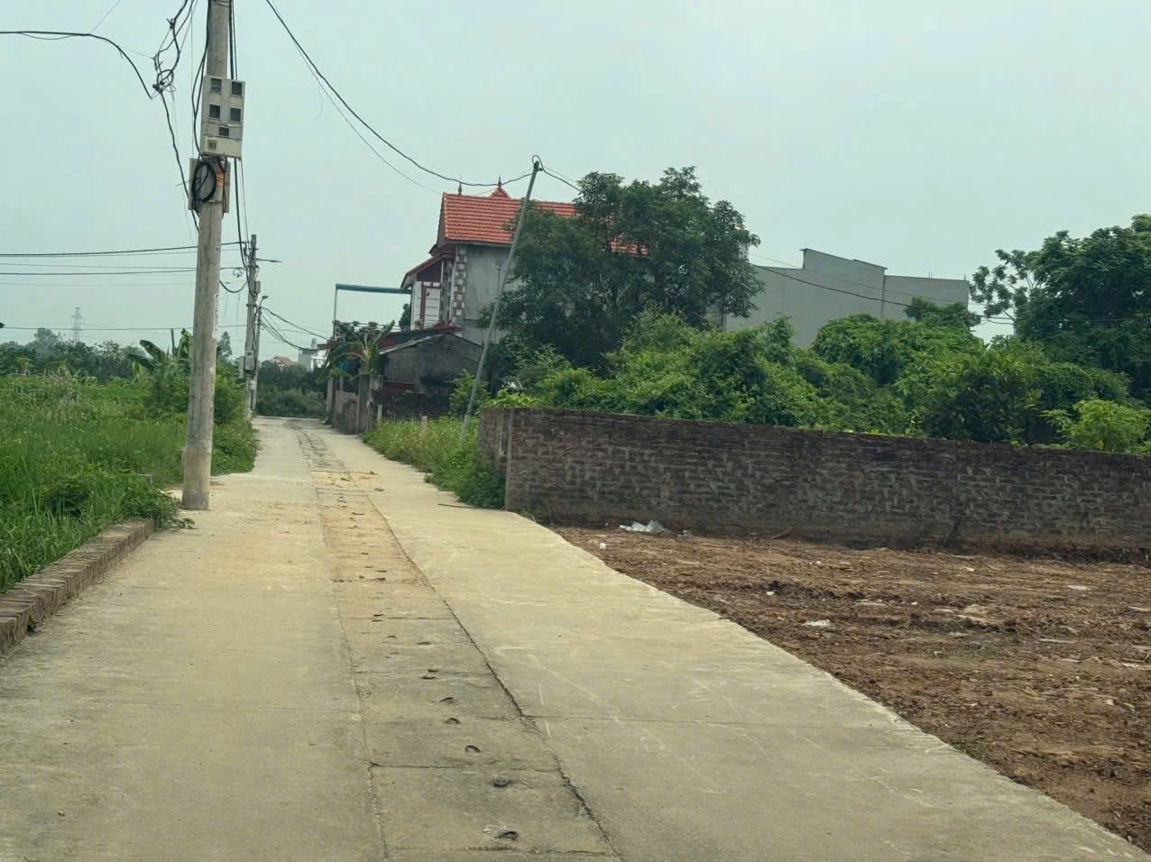 Nhỉnh 2 tỷ sở hữu ngay lô đất tổ 10 thị trấn quang minh,mê linh