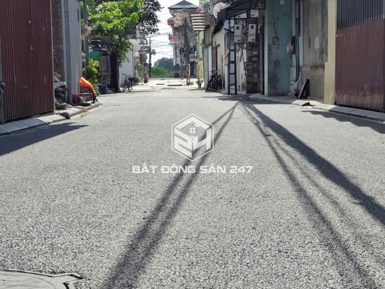 Bán đất Vip 80m2 Đình Tràng, sát đường dẫn Tứ Liên ô tô vào đất, giá 58tr/m2