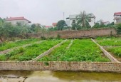 Cần bán 50 m hiền ninh ngõ thông 4 m tiện ích xung quanh đầy đủ