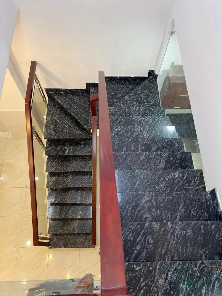 TRUNG TÂM TÂN PHÚ - CÁCH 2 CĂN RA MẶT TIỀN - HOÀN CÔNG ĐỦ  - CHỈ HƠN 5 TỶ