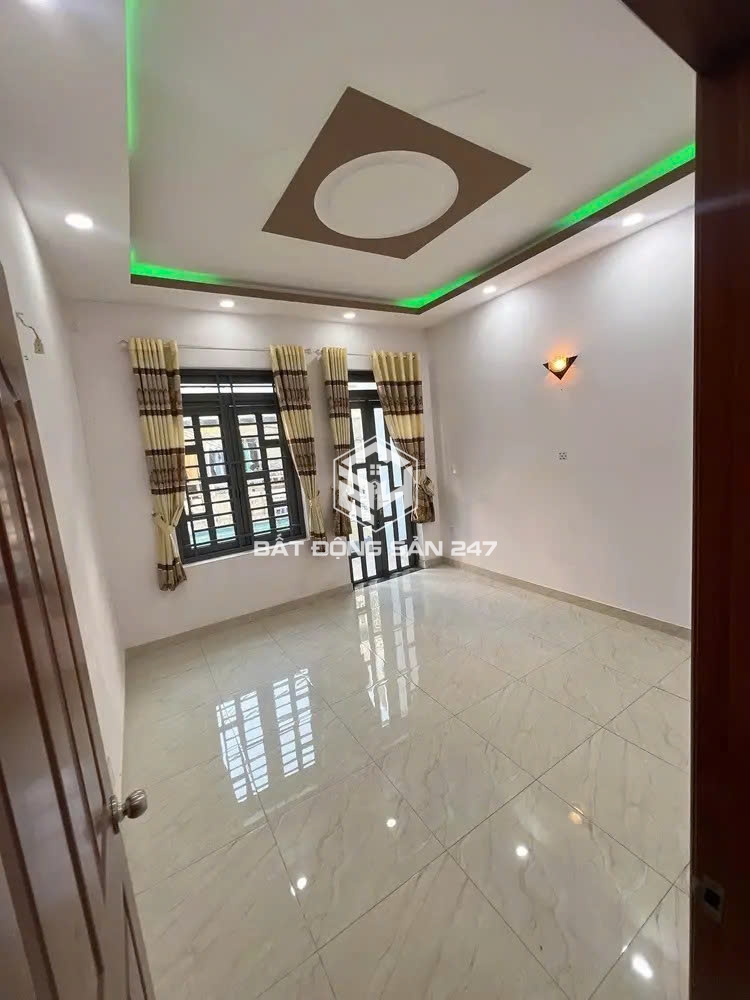 TRUNG TÂM TÂN PHÚ - CÁCH 2 CĂN RA MẶT TIỀN - HOÀN CÔNG ĐỦ - CHỈ HƠN 5 Tỷ